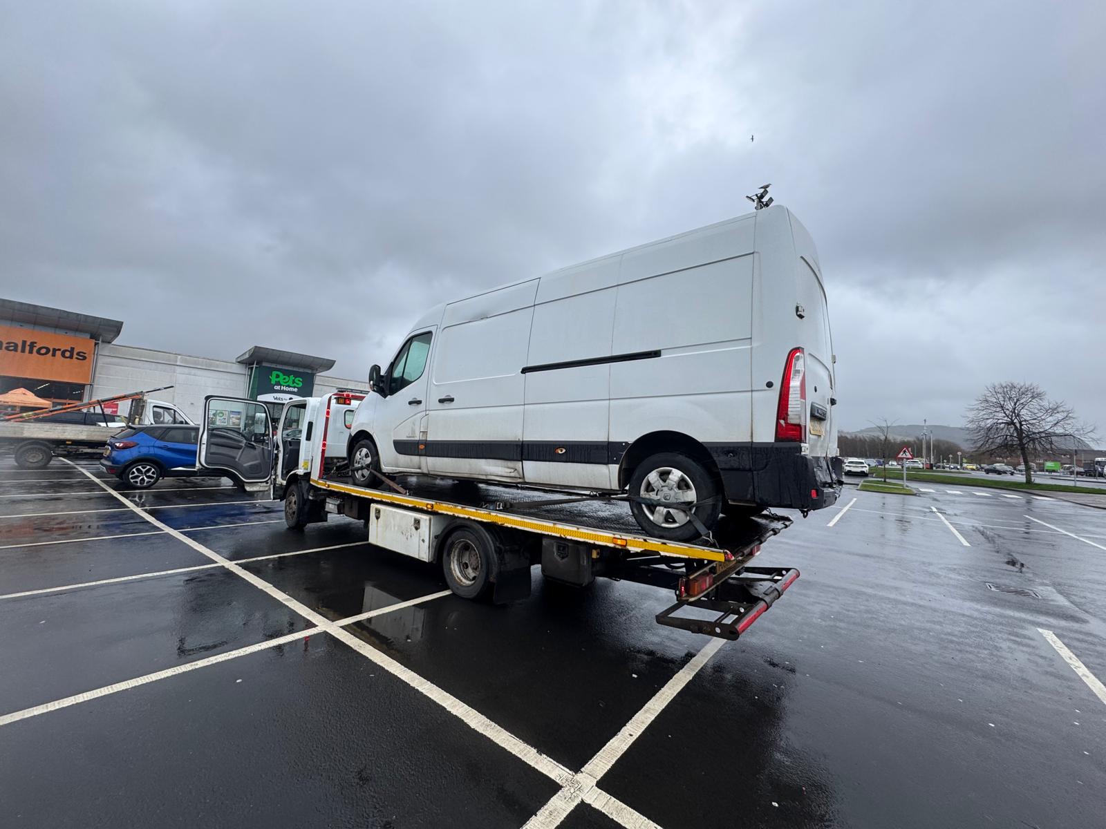 Van recovery · retail park